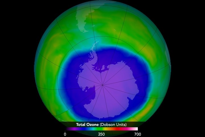 過去最大規模の「オゾンホール」が南極大陸の上に形成される