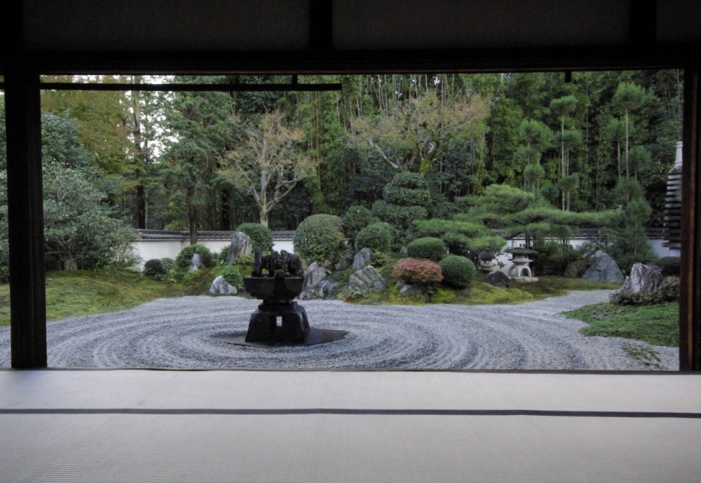 【京都の名庭園の歴史と文化】 京都駅から近い、東福寺・泉涌寺とその塔頭の庭園を訪ねる