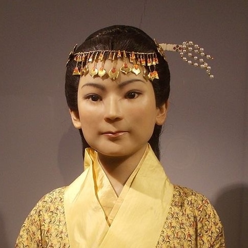 『古代中国前漢』2200年前の女性貴族ミイラ「生前に近い状態で発掘」