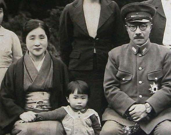 A級戦犯として処刑された東條英機の妻・かつ子の生涯 「夫婦喧嘩をしたことなど一度もない」