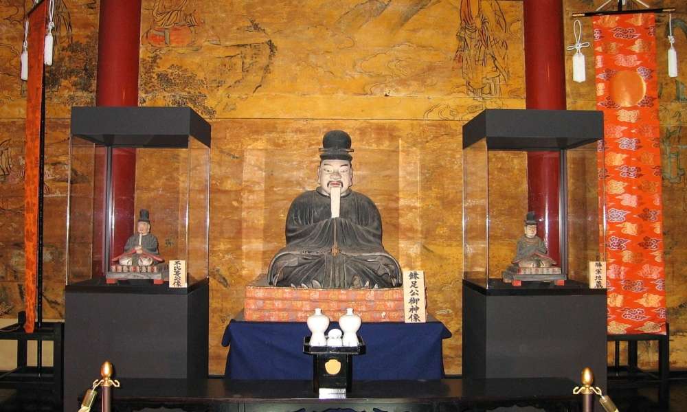 「あの有名神社まで」なぜ明治政府は神社の名前と神を変えたのか？