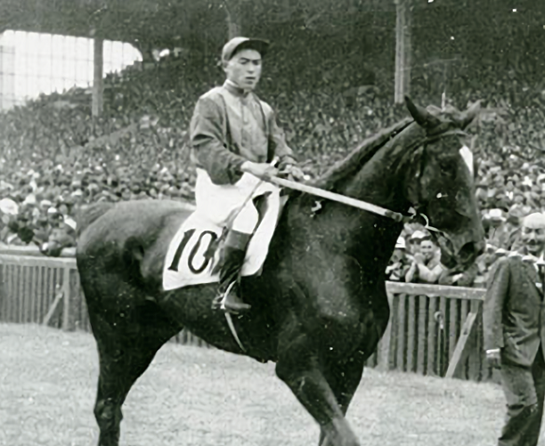 戦争に未来を奪われた若き天才騎手と最強牝馬・前田長吉とクリフジ