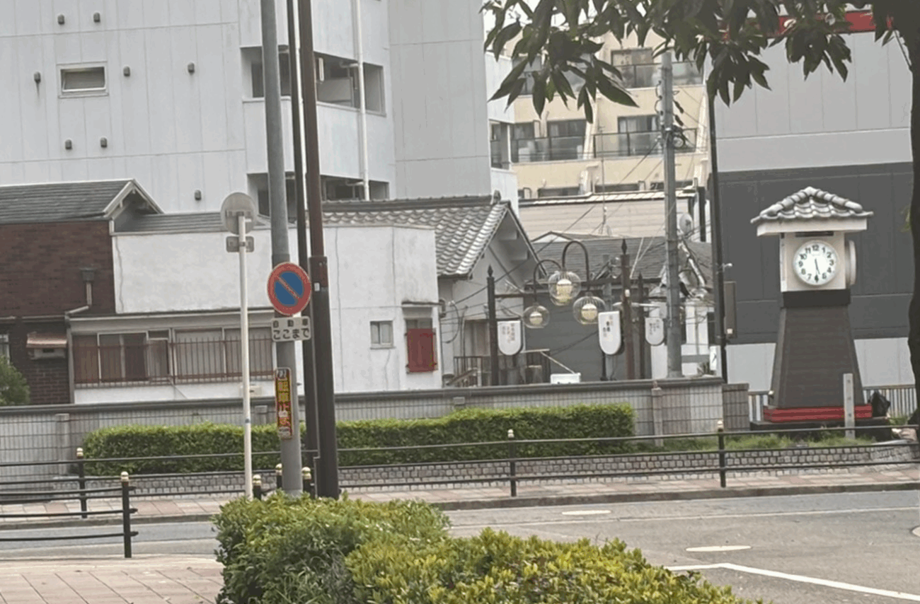 その塀の向こうは撮影禁止！旧飛田遊郭跡の歴史を探る「大門跡と嘆きの壁と慈母観音」【大阪市西成区】